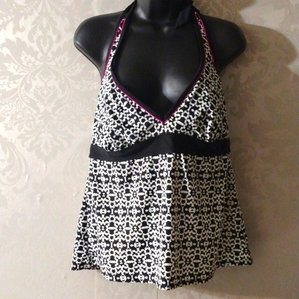 Beach Native Swim Top 40 B/C